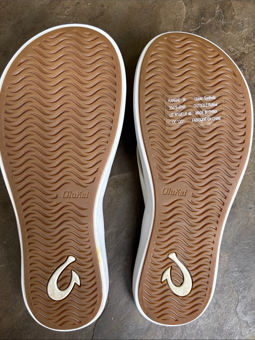 Olukai Kapehe Beach Sandal - Picture 10 of 12